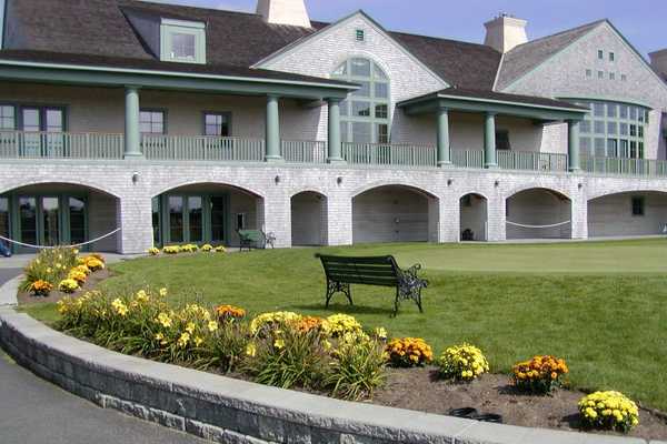 Waverly Oaks G.C. - clubhouse