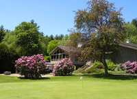 Shaker Farms CC: clubhouse