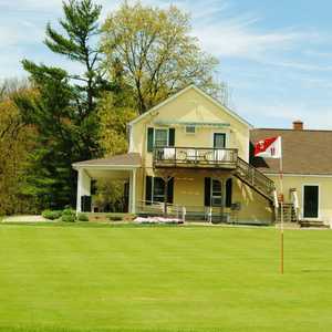Twin Springs GC: Clubhouse & #2